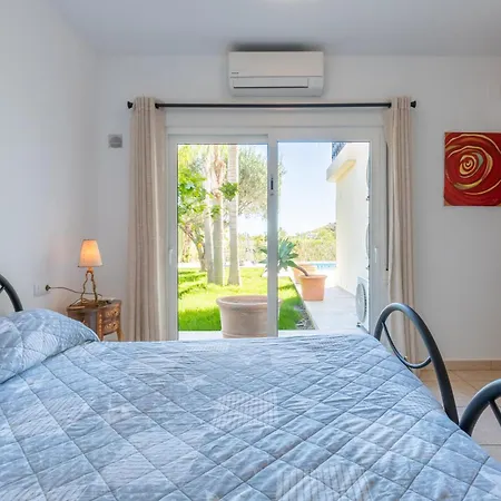 Madera Corteza Holiday home Javea